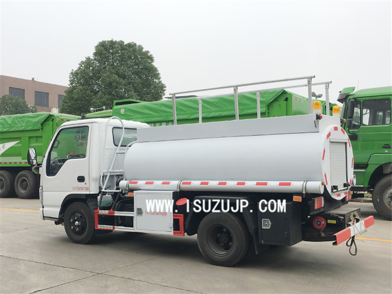 ISUZU 100P 5cbm Fuel dispenser truck ISUZU 100P 5cbm Fuel dispenser truck