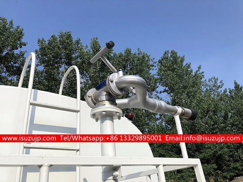 6 wheeler ISUZU FTR 12000liters water tanker for sale in uae 6 wheeler ISUZU FTR 12000liters water tanker for sale in uae