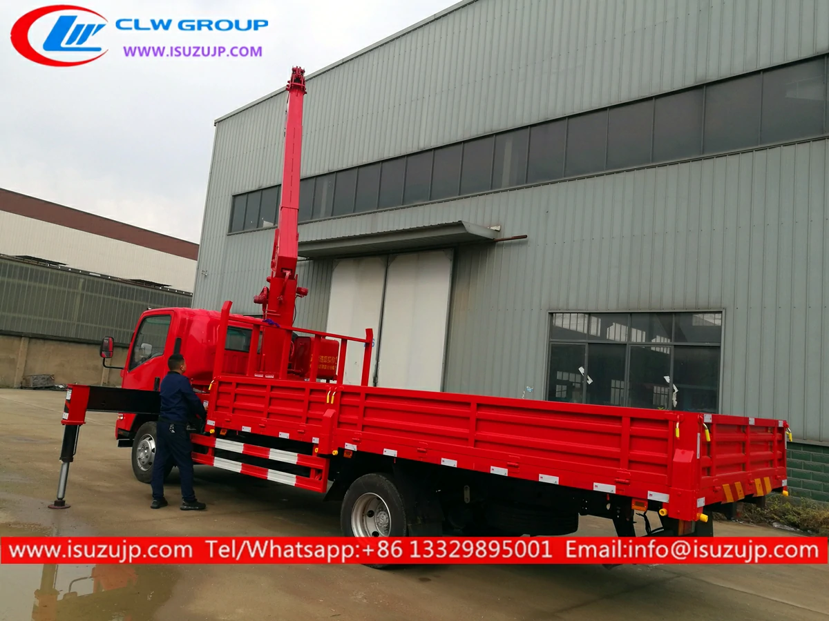 ISUZU 5 tonne mobile crane truck ISUZU 5 tonne mobile crane truck