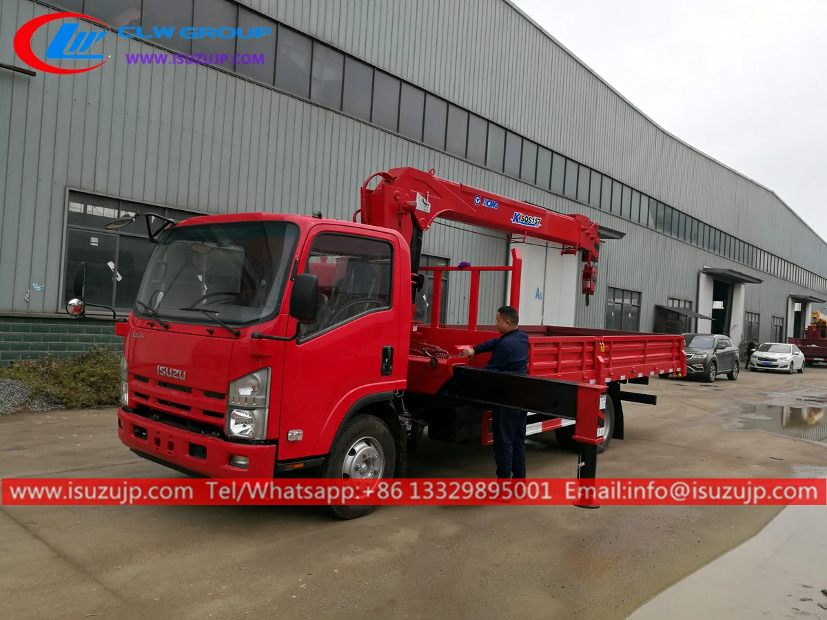 ISUZU 5000kg telescopic crane truck ISUZU 5000kg telescopic crane truck