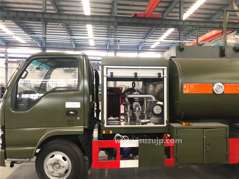 ISUZU 5m3 jet aviation fuel tanker refueler truck ISUZU 5m3 jet aviation fuel tanker refueler truck
