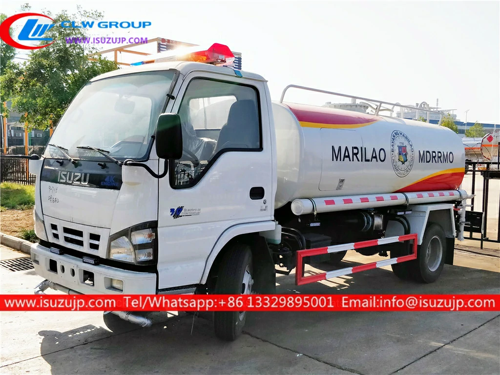ISUZU 6000liters water tanker truck