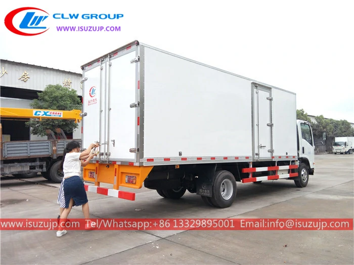 ISUZU 8mt ice cream freezer truck ISUZU 8mt ice cream freezer truck