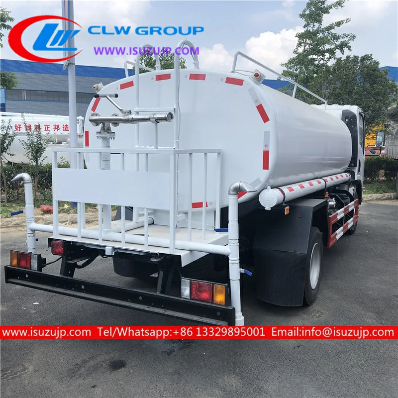 ISUZU ELF 2000 gallon water tanker ISUZU ELF 2000 gallon water tanker