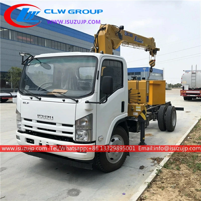 ISUZU ELF Double cabin 3000kg xcmg truck mounted crane ISUZU ELF Double cabin 3000kg xcmg truck mounted crane