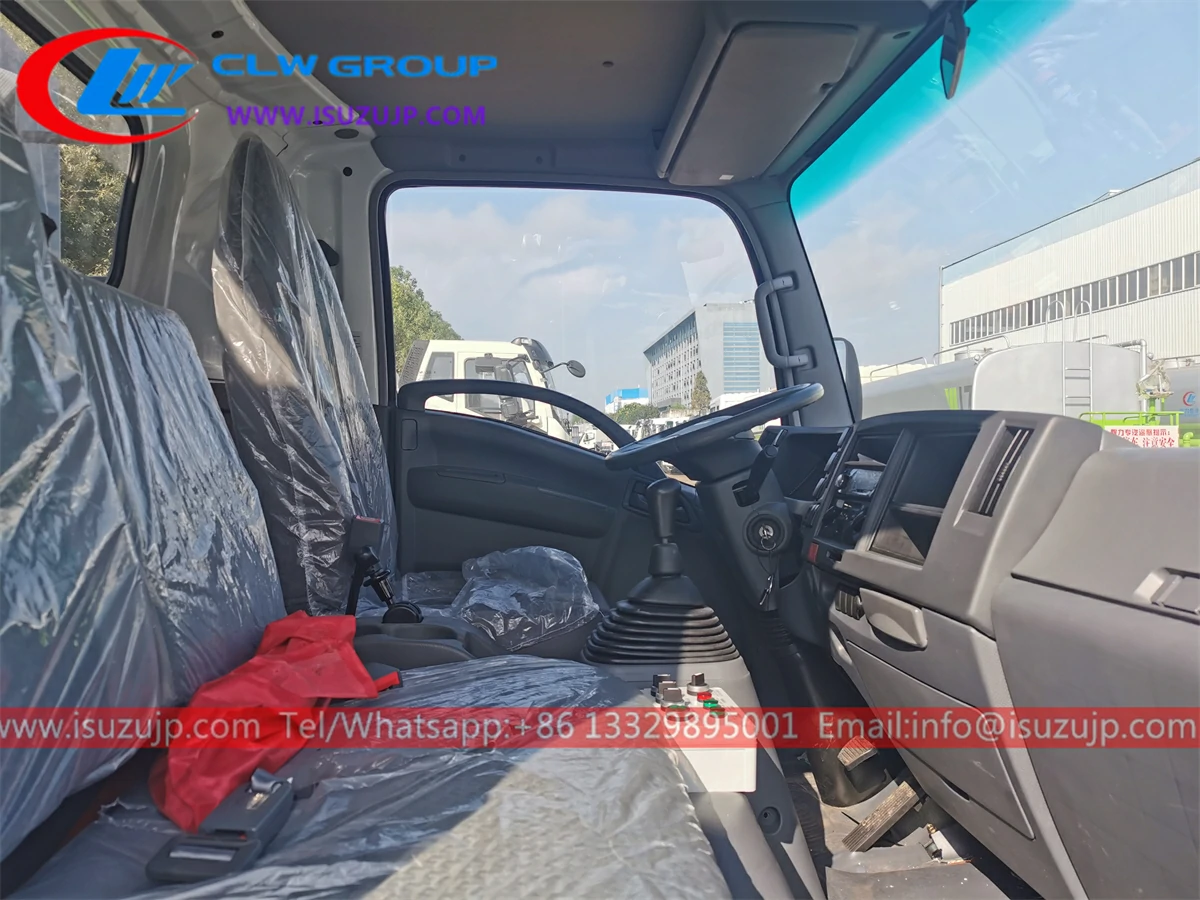 ISUZU ELF compactor truck for garbage collection ISUZU ELF compactor truck for garbage collection