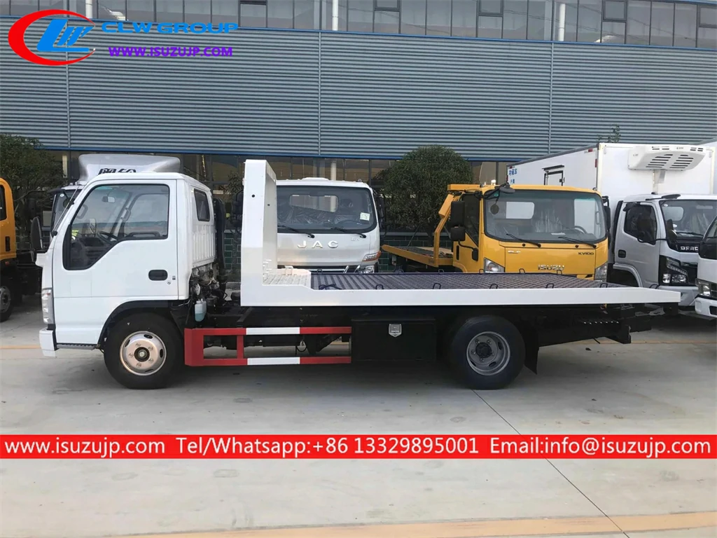 ISUZU 3 ton full down bed wrecker tow truck