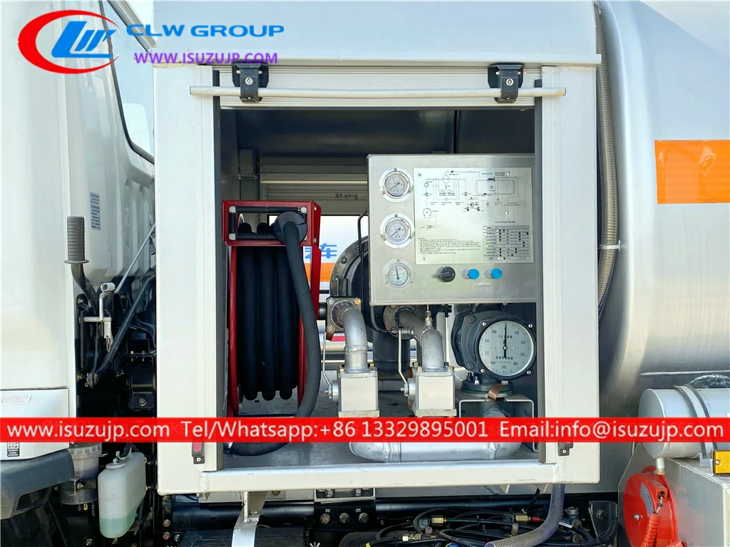 ISUZU FTR 10 ton aviation fuel tanker ISUZU FTR 10 ton aviation fuel tanker