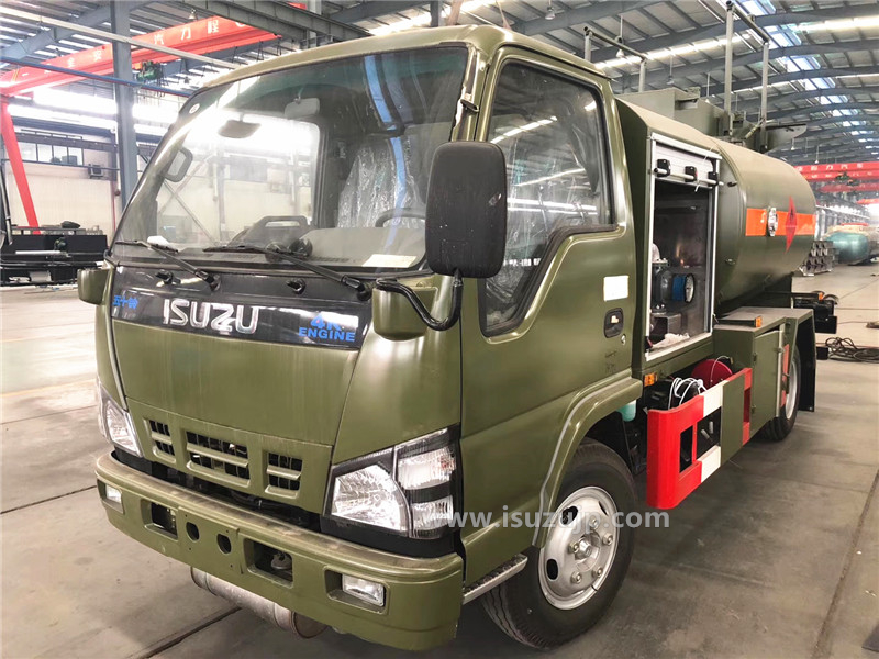 ISUZU NKR 5000L Helicopter refueling truck ISUZU NKR 5000L Helicopter refueling truck