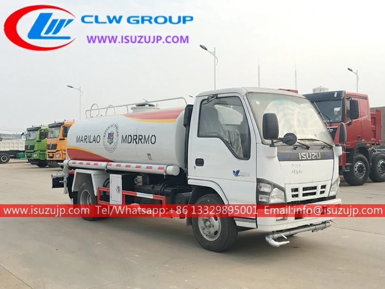 ISUZU NKR 6000 liters water bowser truck ISUZU NKR 6000 liters water bowser truck