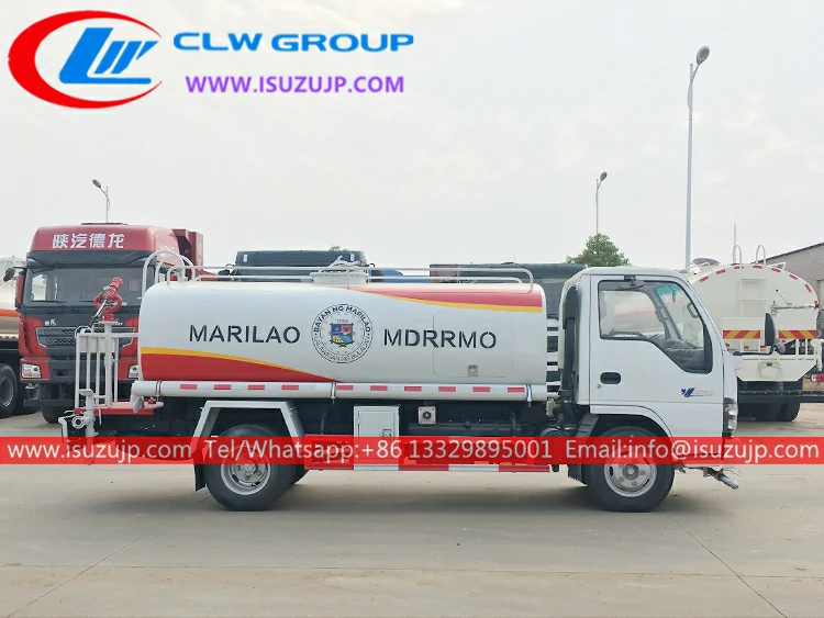 ISUZU NKR 6000 liters water tanker delivery ISUZU NKR 6000 liters water tanker delivery