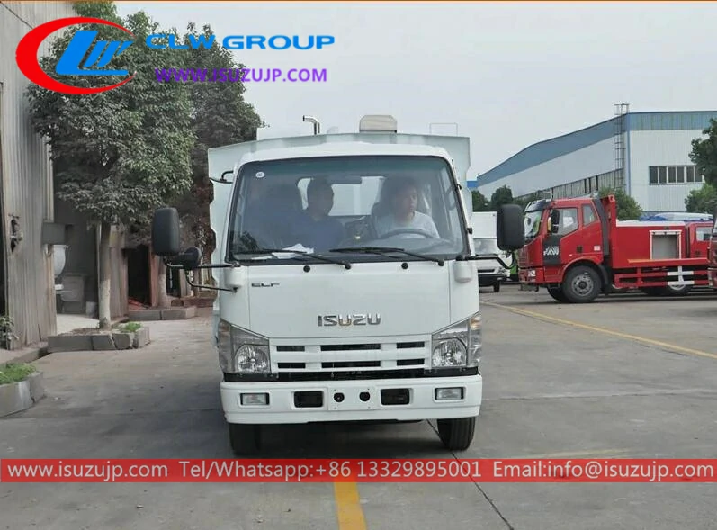 ISUZU 4cbm broom sweeper truck Djibouti ISUZU 4cbm broom sweeper truck Djibouti