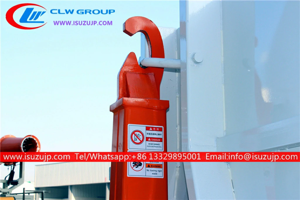ISUZU 6 ton international hooklift truck Bangladesh ISUZU 6 ton international hooklift truck Bangladesh