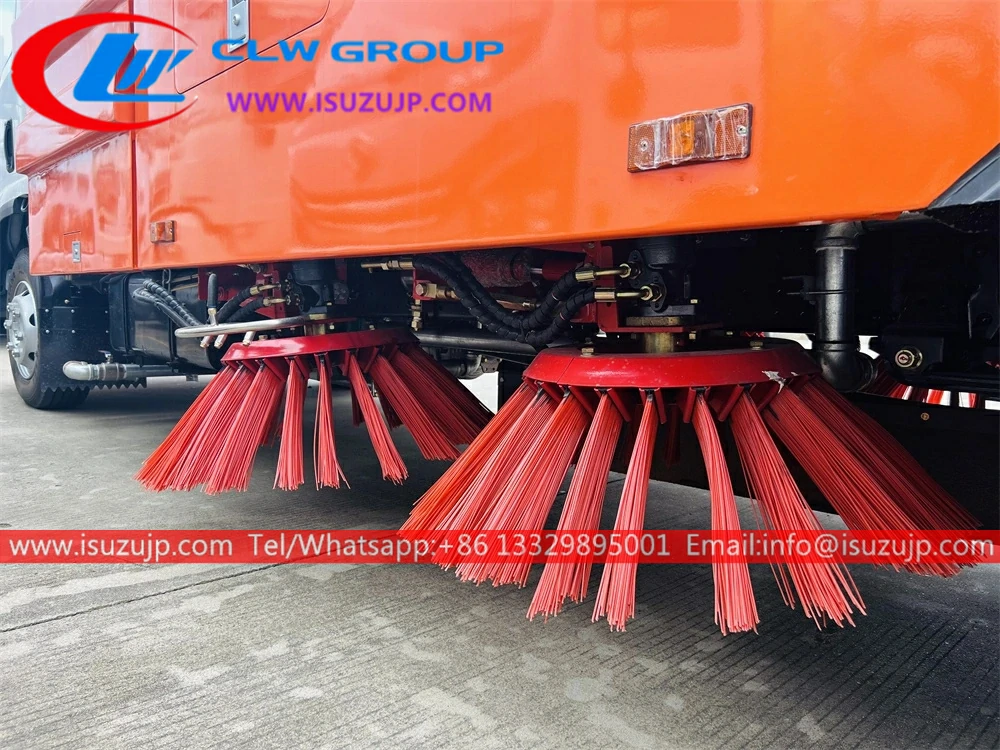 ISUZU ELF 12m3 street sweeper vacuum truck ISUZU ELF 12m3 street sweeper vacuum truck