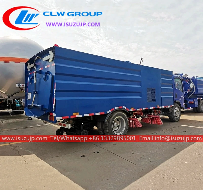 ISUZU ELF 9cbm mechanical sweeper truck ISUZU ELF 9cbm mechanical sweeper truck