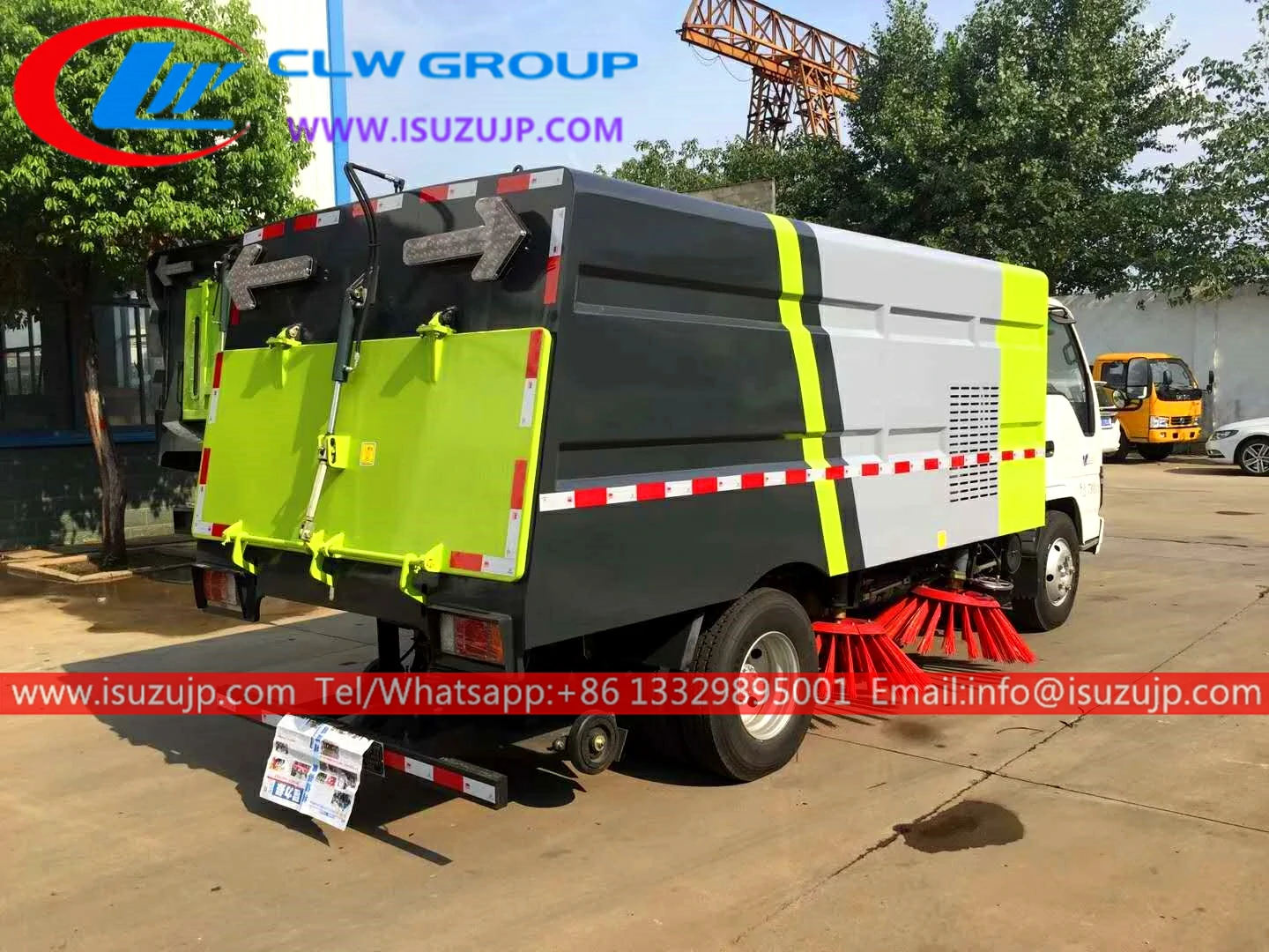 ISUZU NKR 5m3 street vacuum truck ISUZU NKR 5m3 street vacuum truck