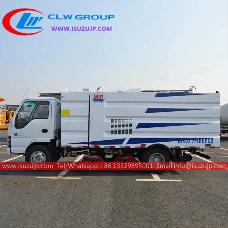 ISUZU NKR 6 ton street sweeper vacuum truck for sale ISUZU NKR 6 ton street sweeper vacuum truck for sale