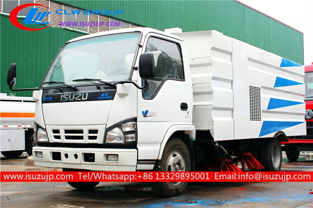 ISUZU 6 ton  street sweeper vacuum truck