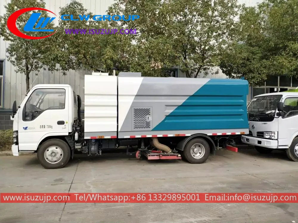 ISUZU 8cbm street vacuum sweeper cleaner truck