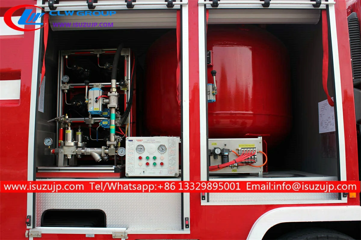 12 tyre ISUZU GIGA 20cbm utility fire truck the republic of Congo 12 tyre ISUZU GIGA 20cbm utility fire truck the republic of Congo