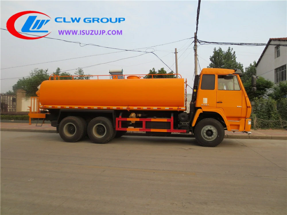 Shacman 6x6 water delivery truck