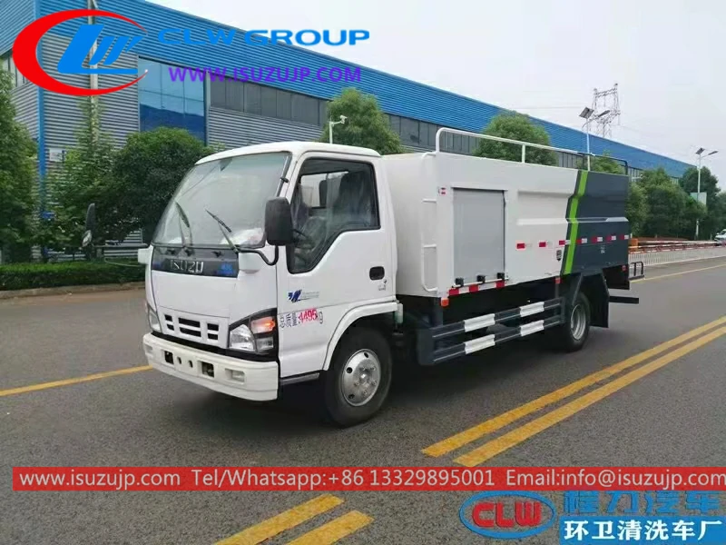 ISUZU 4cbm road cleaning truck ISUZU 4cbm road cleaning truck