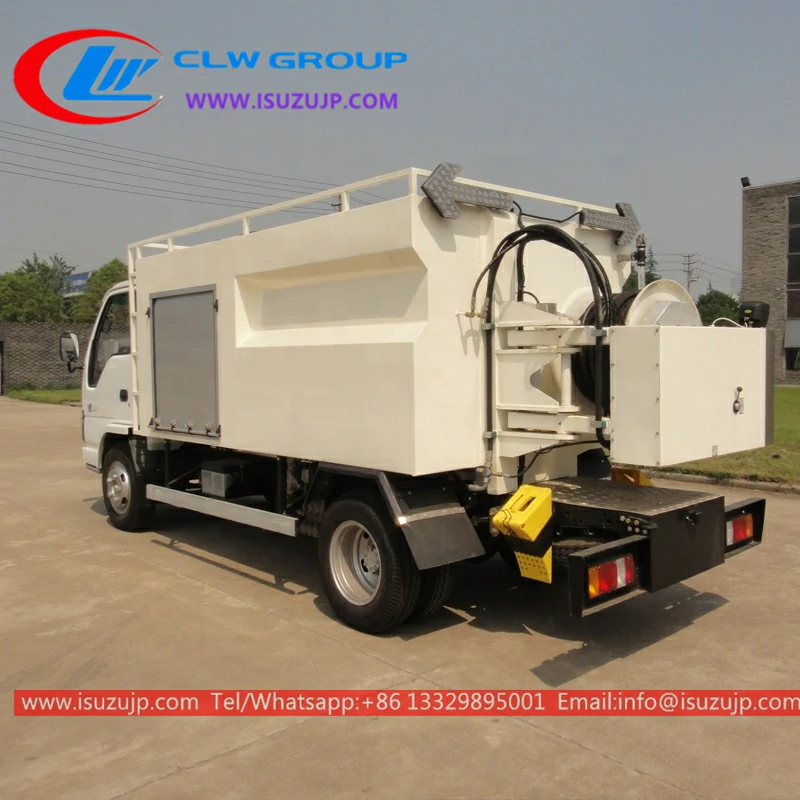 ISUZU 6000L sewer flusher truck ISUZU 6000L sewer flusher truck