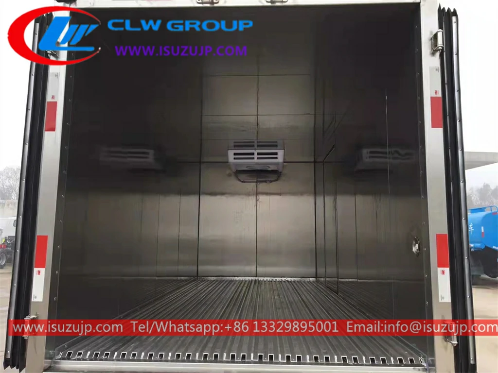 Isuzu 12m3 stainless steel cooler truck Isuzu 12m3 stainless steel cooler truck