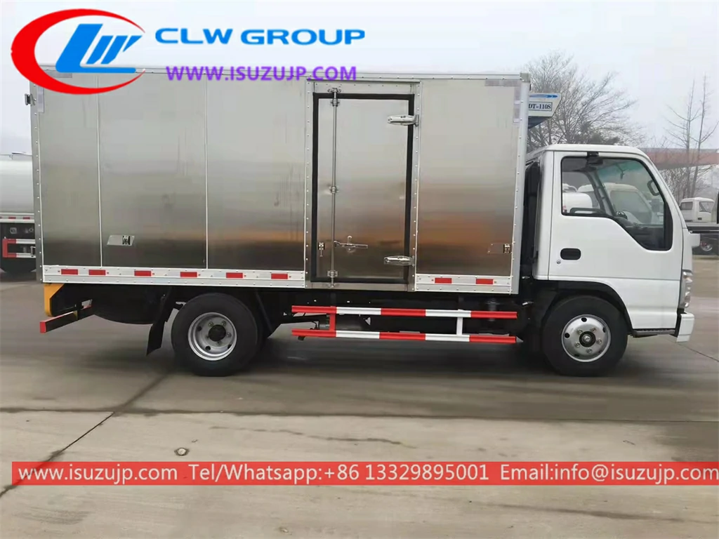 Isuzu 13ft stainless steel frozen truck Isuzu 13ft stainless steel frozen truck