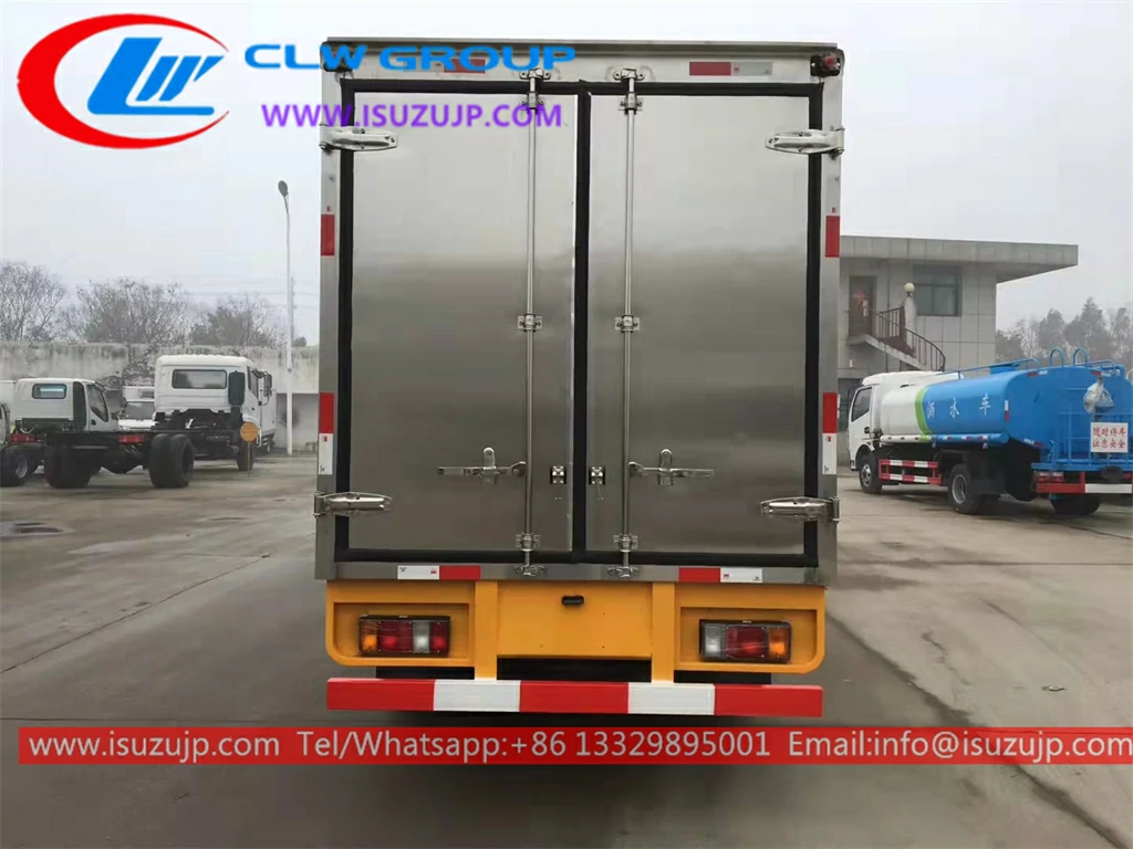 Isuzu 3t stainless steel refrigerated transport truck Isuzu 3t stainless steel refrigerated transport truck