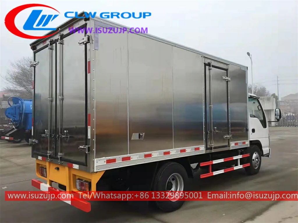 Isuzu 4.2meters stainless steel fridge truck Isuzu 4.2meters stainless steel fridge truck