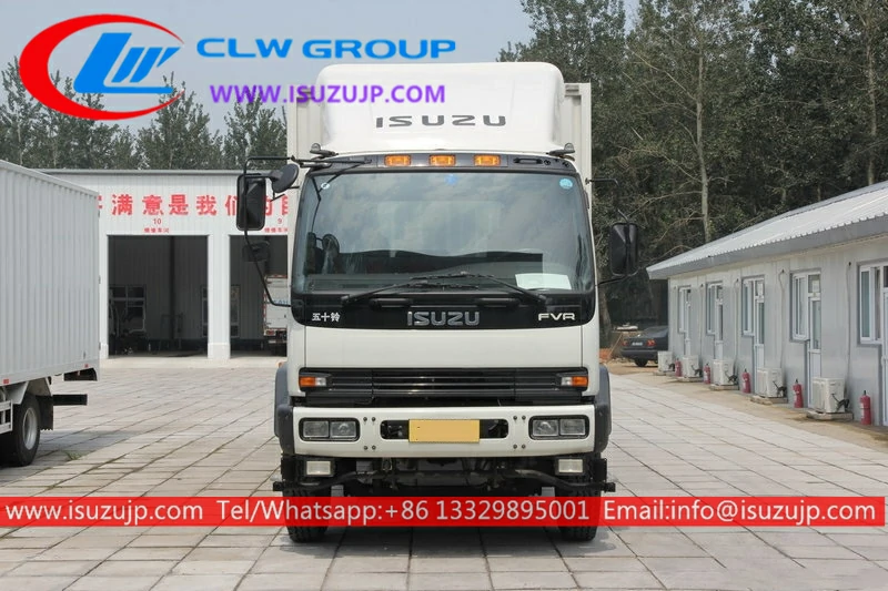ISUZU FVR 28 foot commercial box truck ISUZU FVR 28 foot commercial box truck