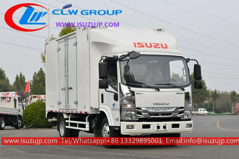 ISUZU NMR small delivery truck ISUZU NMR small delivery truck