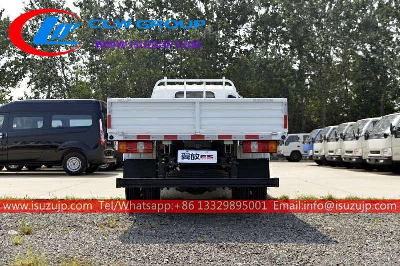Isuzu ES7 4ton goods carrier truck Isuzu ES7 4ton goods carrier truck