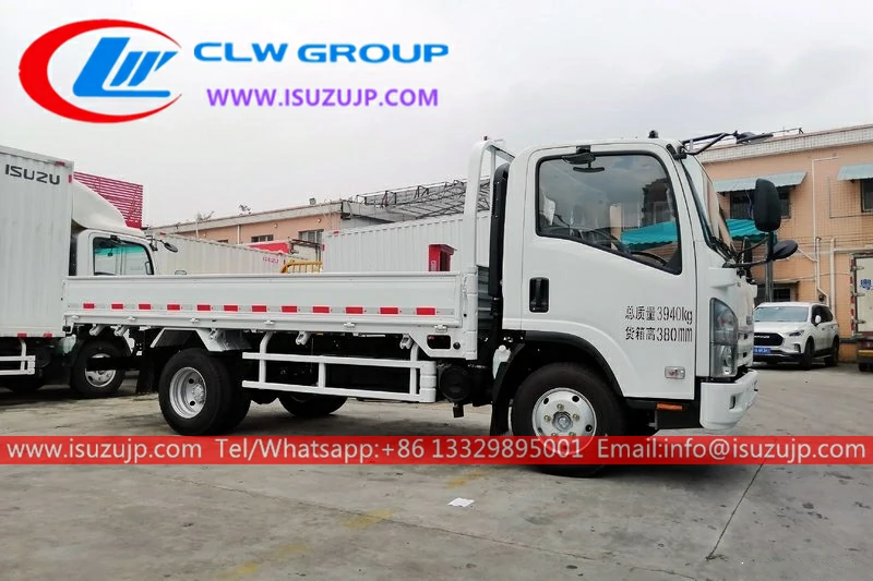 Isuzu KV100 mini goods carrier truck Isuzu KV100 mini goods carrier truck