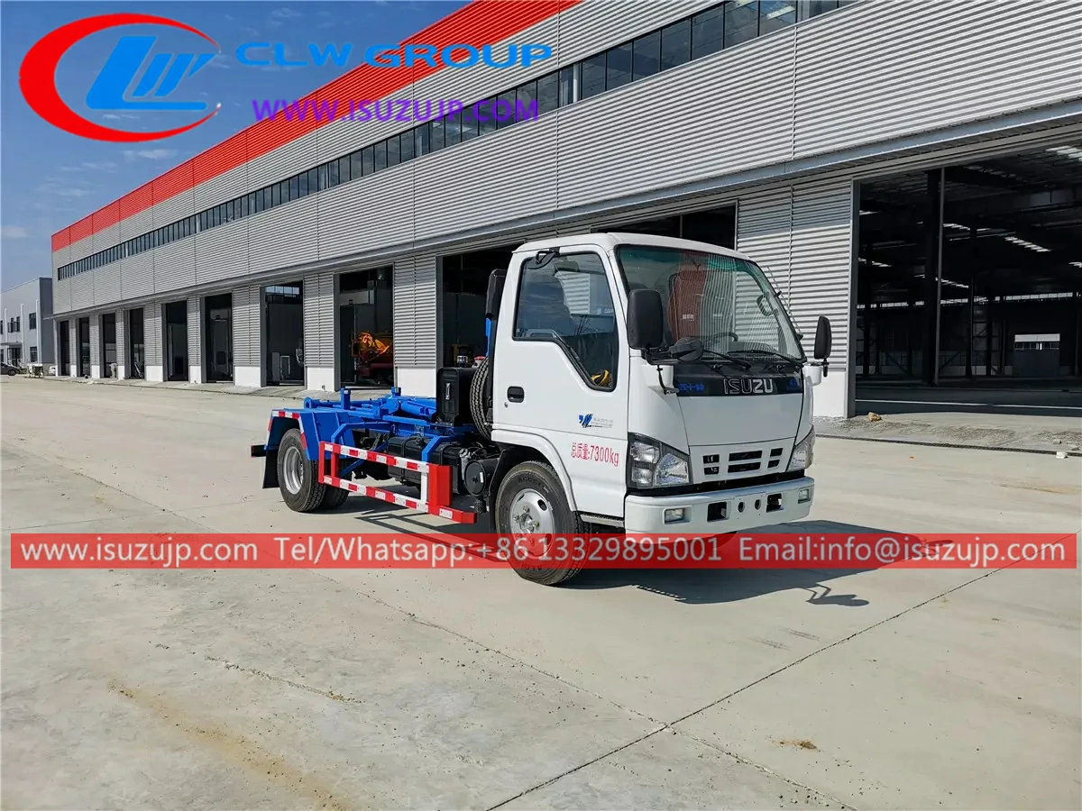 Isuzu 5 ton dustbin lorry