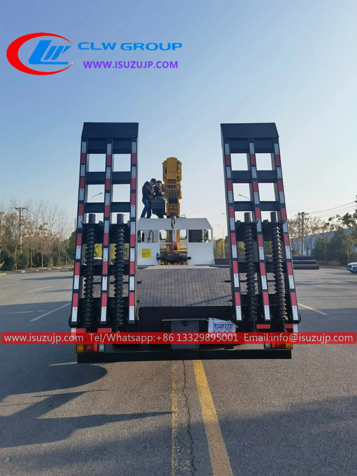Isuzu GIGA 16T flatbed truck with knuckle boom for sale Isuzu GIGA 16T flatbed truck with knuckle boom for sale