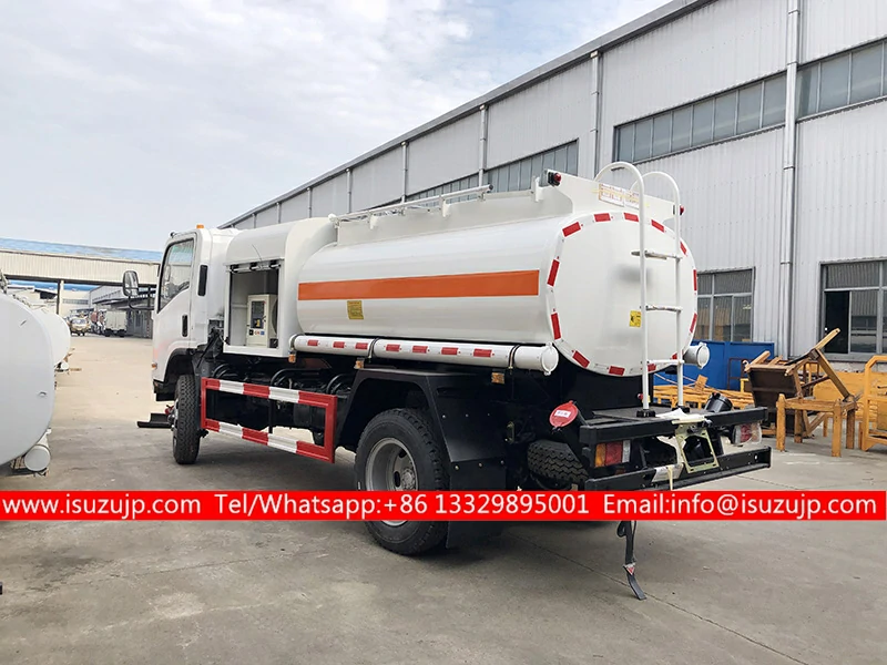 4x4 Isuzu ELF all terrain 4000liters fuel delivery truck 4x4 Isuzu ELF all terrain 4000liters fuel delivery truck