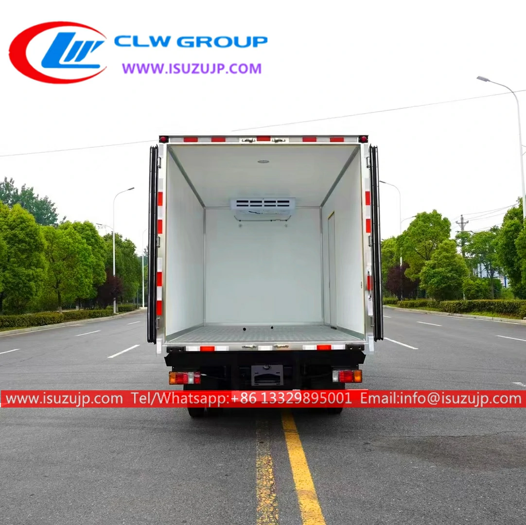 ISUZU M600 6000kg refrigerated box truck ISUZU M600 6000kg refrigerated box truck