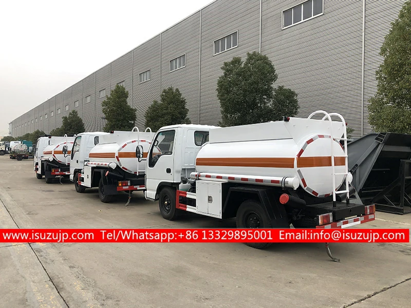 ISUZU mini 2000litres fuel lorry ISUZU mini 2000litres fuel lorry