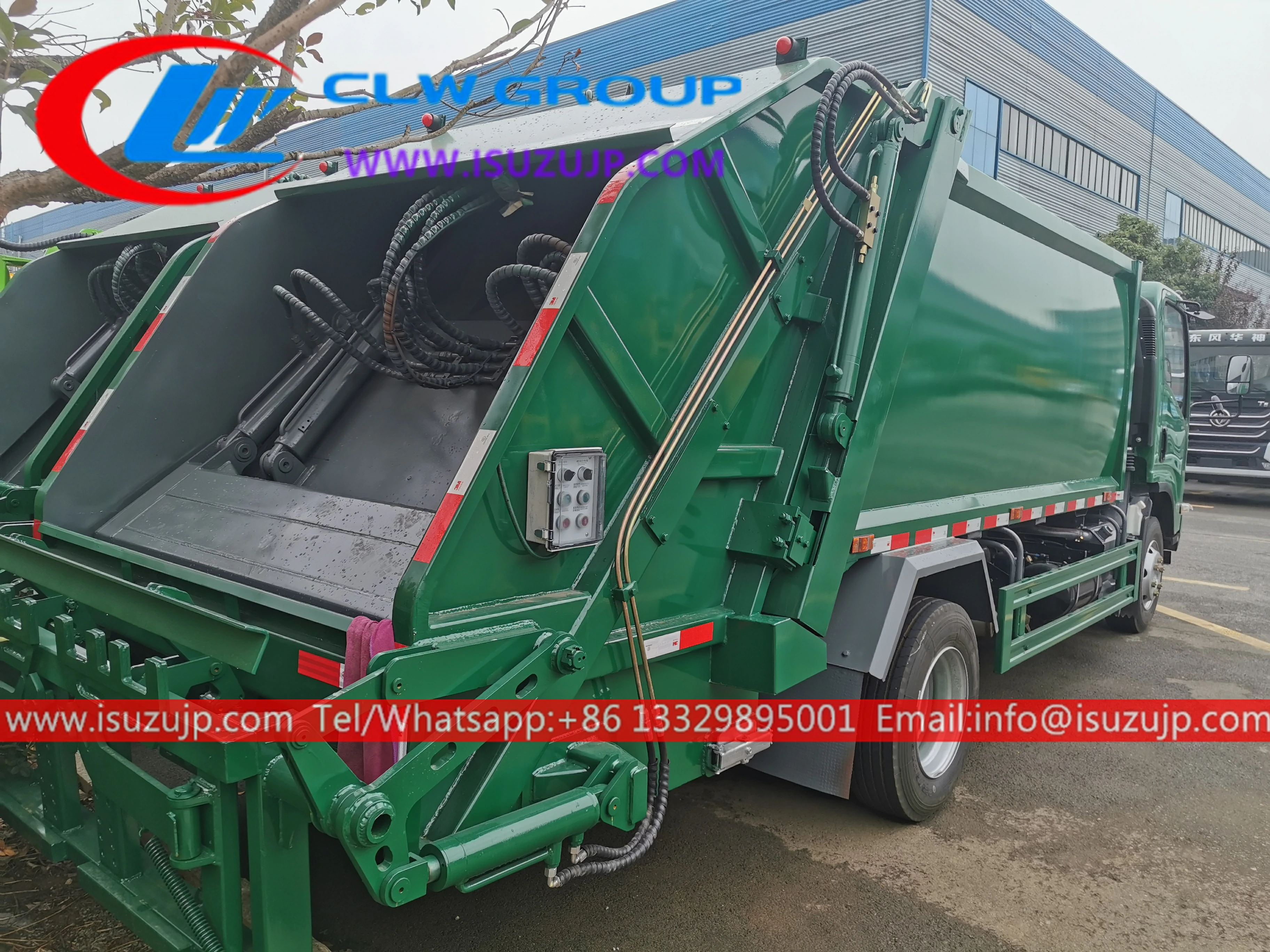 Isuzu 6mt rear end loader garbage truck shipping to Oman Isuzu 6mt rear end loader garbage truck shipping to Oman