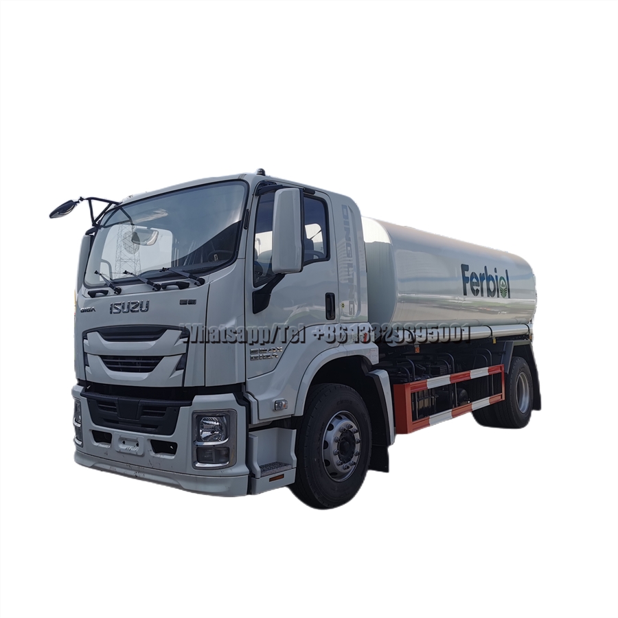 6 tyre Isuzu GIGA 12 ton water tank truck with 30m fog cannon on sale in saudi arabia 6 tyre Isuzu GIGA 12 ton water tank truck with 30m fog cannon on sale in saudi arabia