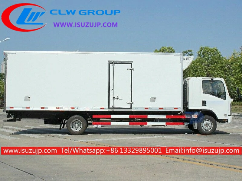 Isuzu ELF 7tons fish fridge truck with Sleeping cabin Isuzu ELF 7tons fish fridge truck with Sleeping cabin
